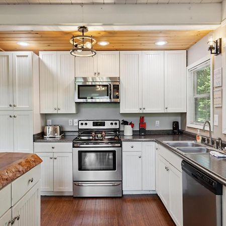 Southern Oak At Chalet Village - 5 Minutes From Gatlinburg And National Park Екстер'єр фото